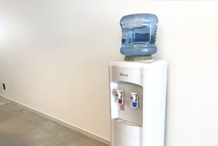 ウオーターサーバー